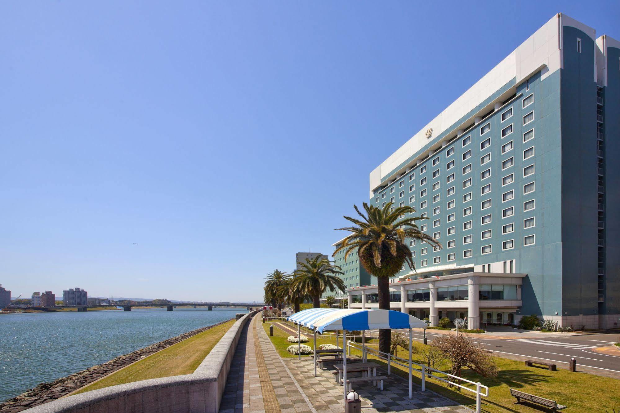 Miyazaki Kanko Hotel Exterior photo